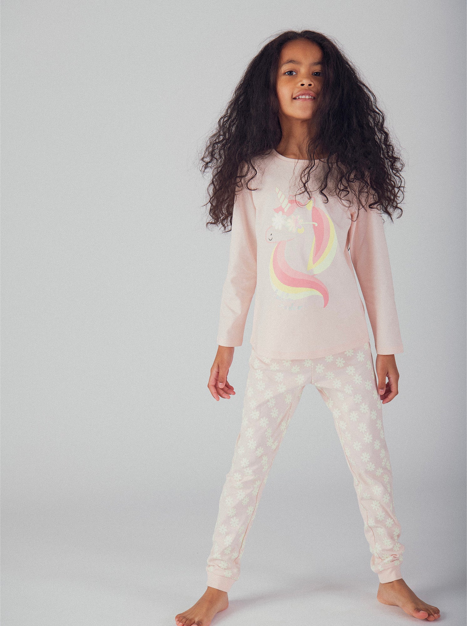 Pyjama long phosphorescent rose poudré à motif licorne pour enfant fille