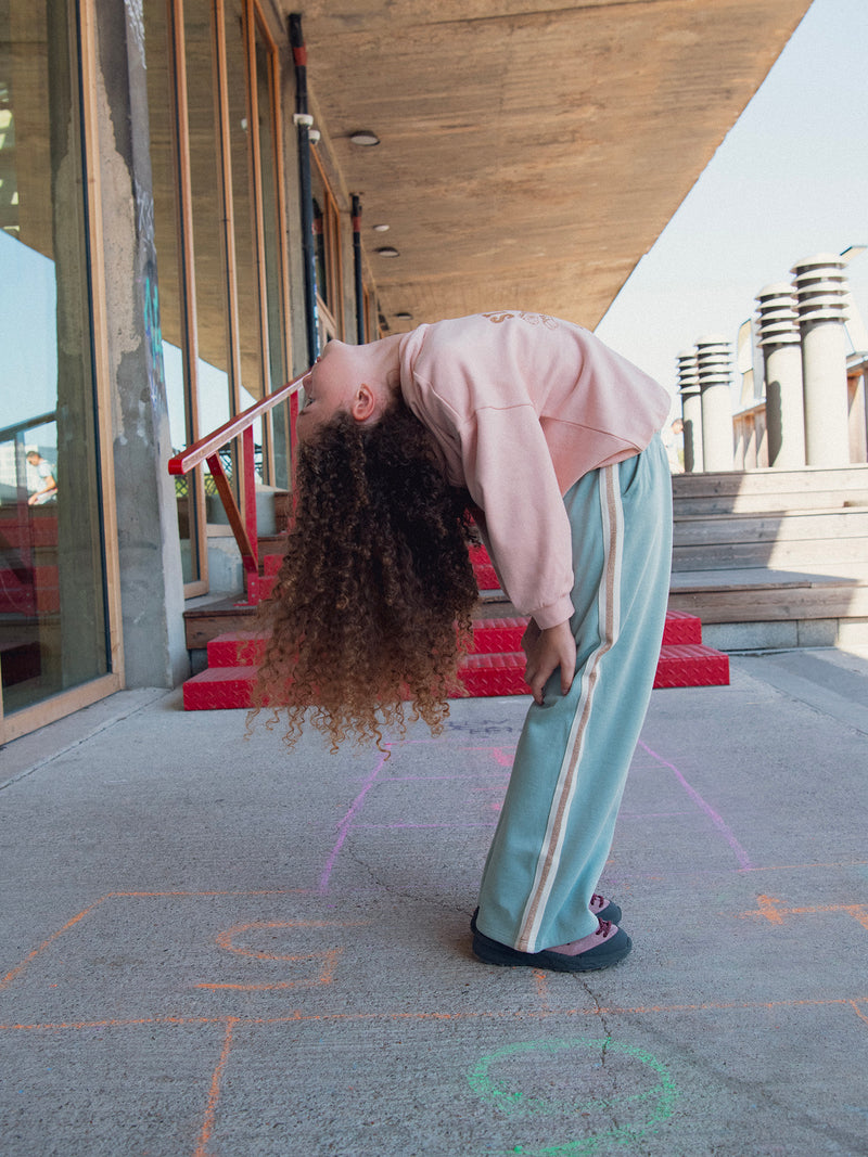 Pantalon en molleton vert a détails fantaisies et poches pour fille