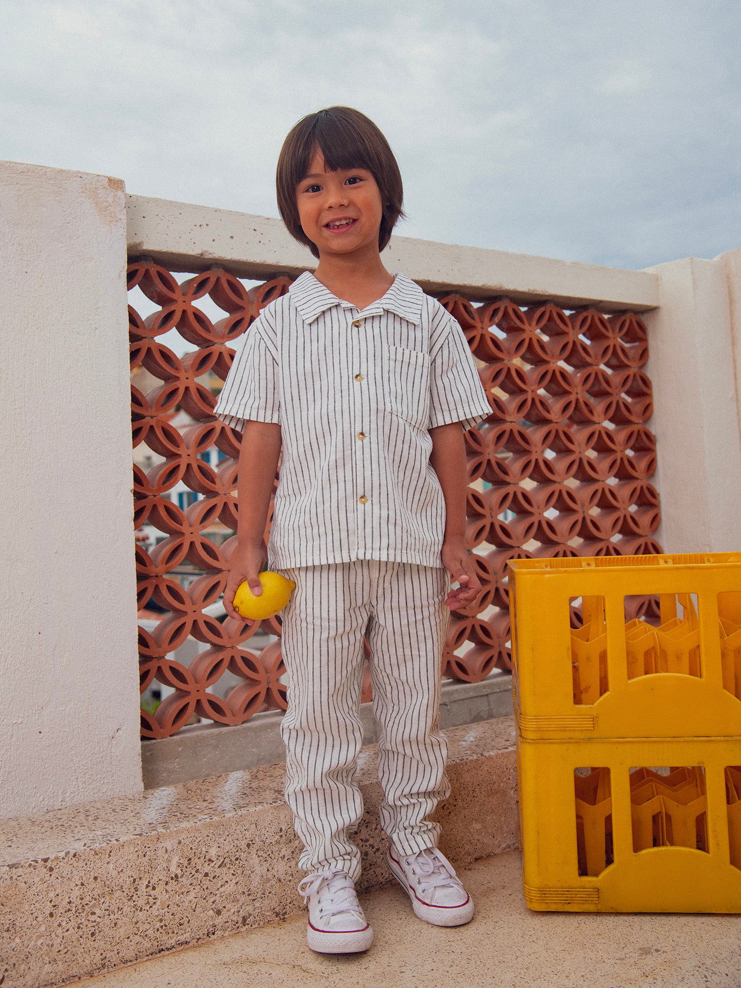 Pantalon écru à rayures pour garçon