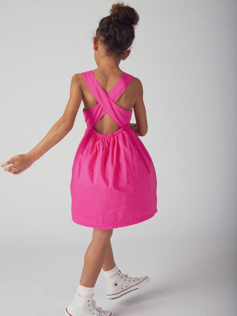 Robe rose à broderies florales pour fille