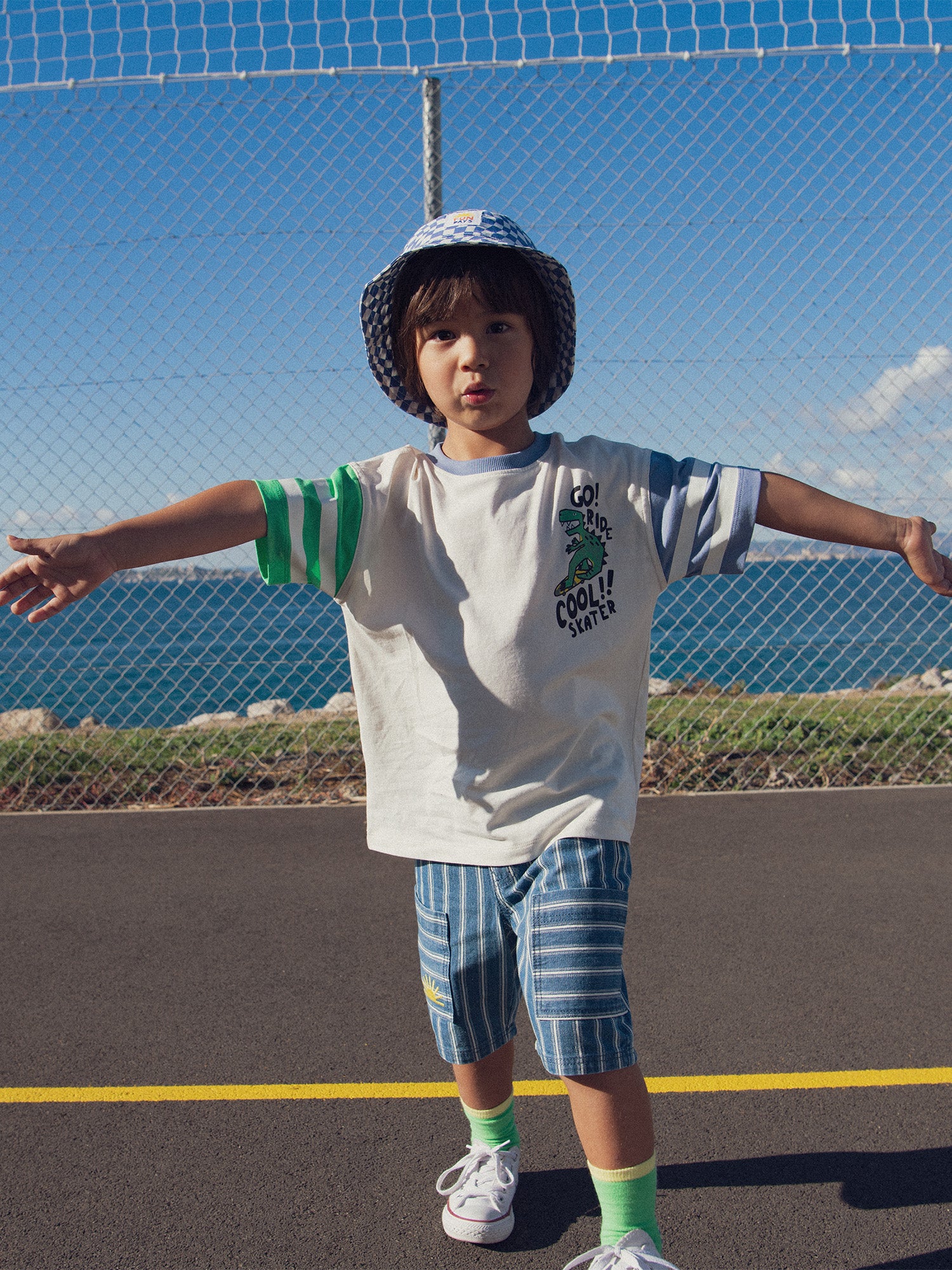 Bermuda bleu rayé à poches pour garçon