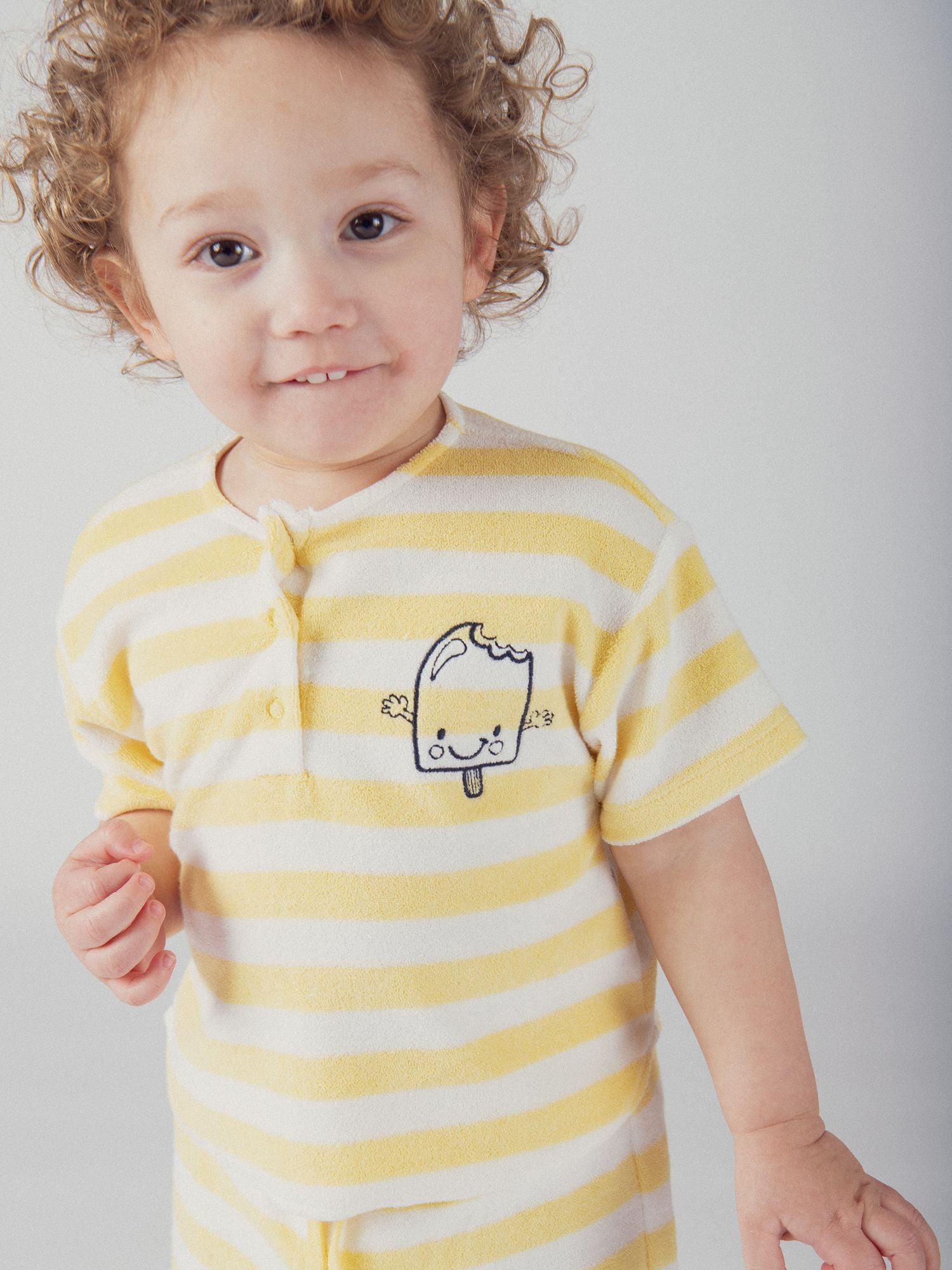 Ensemble t-shirt et short rayé Jaune paille pour bébé garçon