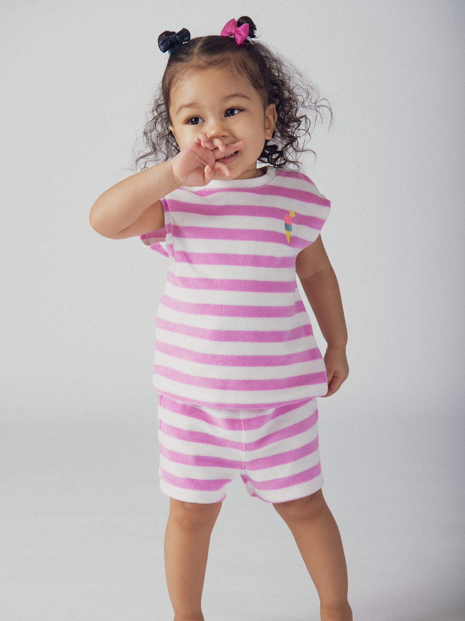 Ensemble rayé rose et blanc pour bébé fille